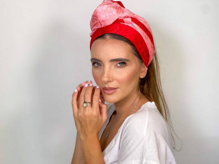 ⁦כיסוי ראש לונג -משולב אדום פוקסיה⁩ – תמונה ⁦8⁩