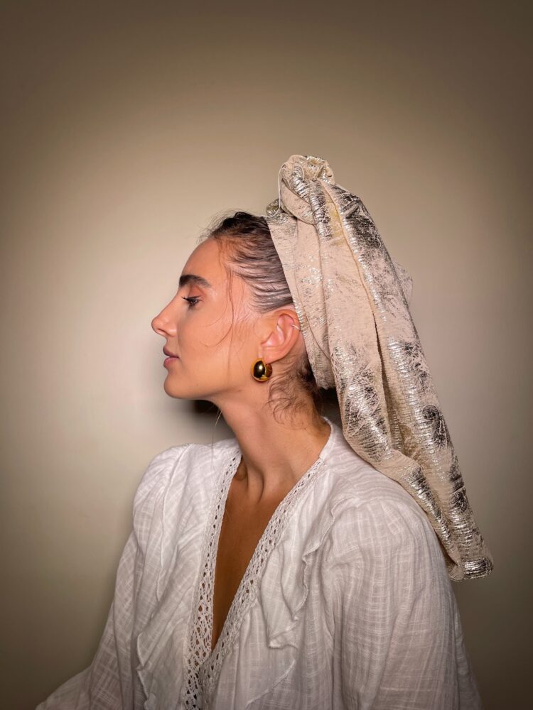 ⁦כיסוי ראש לונג - זהב עלים⁩ – תמונה ⁦2⁩