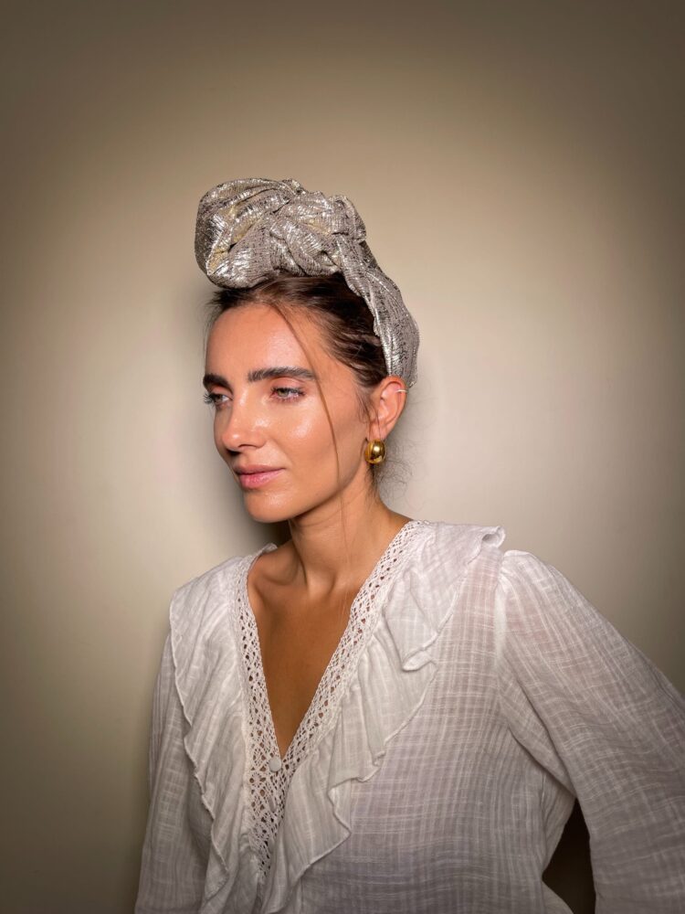 ⁦כיסוי ראש לונג - כסוף כהה⁩ – תמונה ⁦3⁩