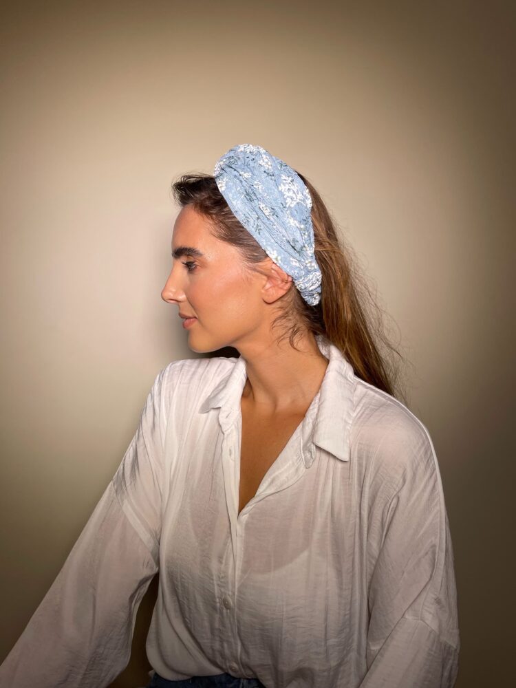 ⁦סרט גומי תחרה תכלת⁩ – תמונה ⁦2⁩