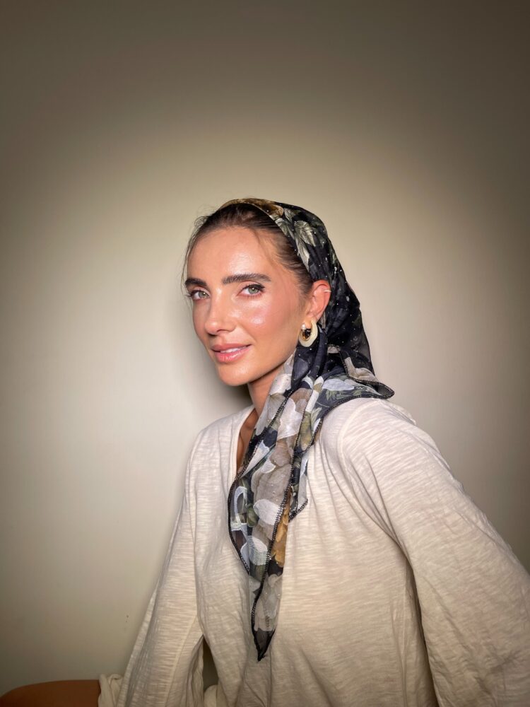 מטפחת מרובעת - GINA