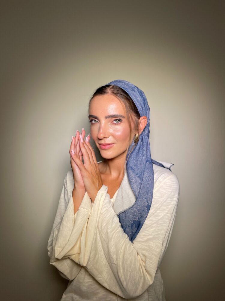 ⁦מטפחת מרובעת - כחול נייבי⁩ – תמונה ⁦3⁩