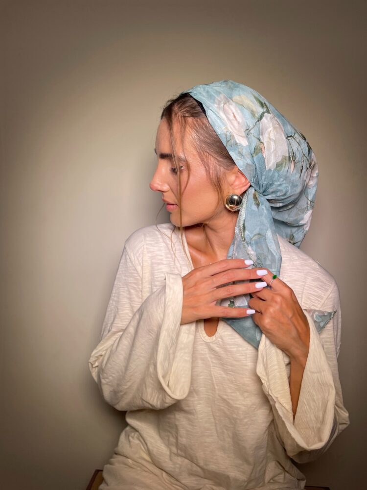 ⁦מטפחת מרובעת - LINA⁩ – תמונה ⁦2⁩