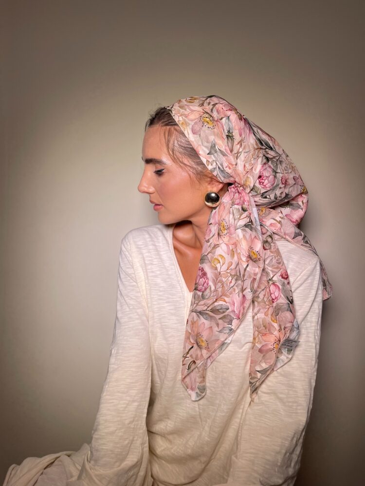 ⁦מטפחת מרובעת - MIRAN⁩ – תמונה ⁦2⁩