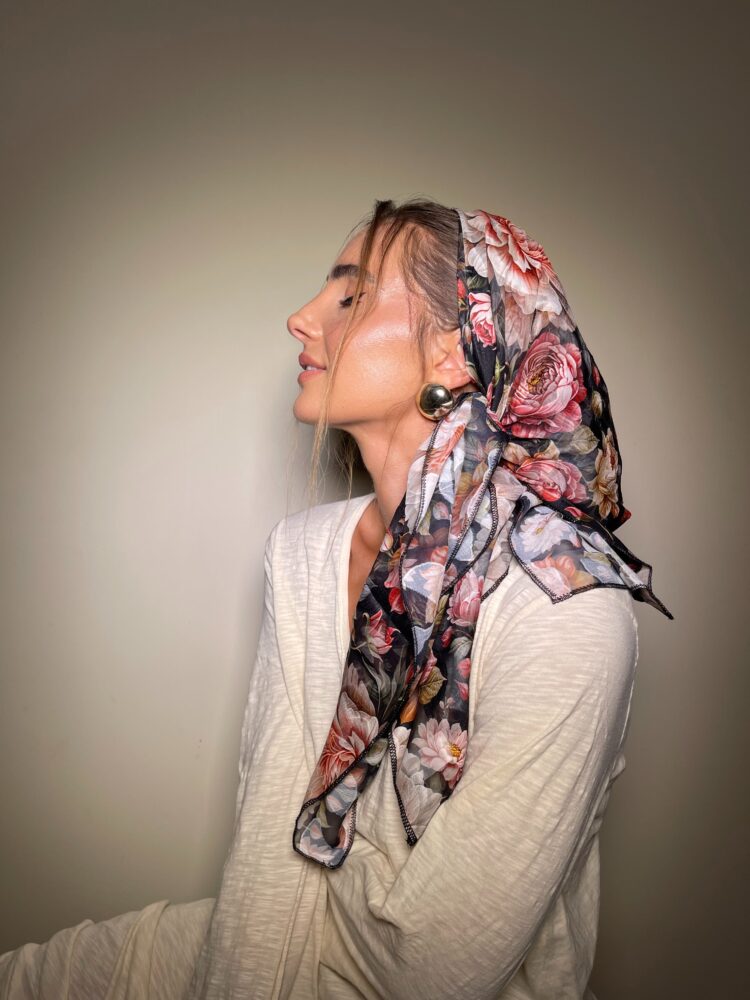 ⁦מטפחת מרובעת - SAYNA⁩ – תמונה ⁦3⁩
