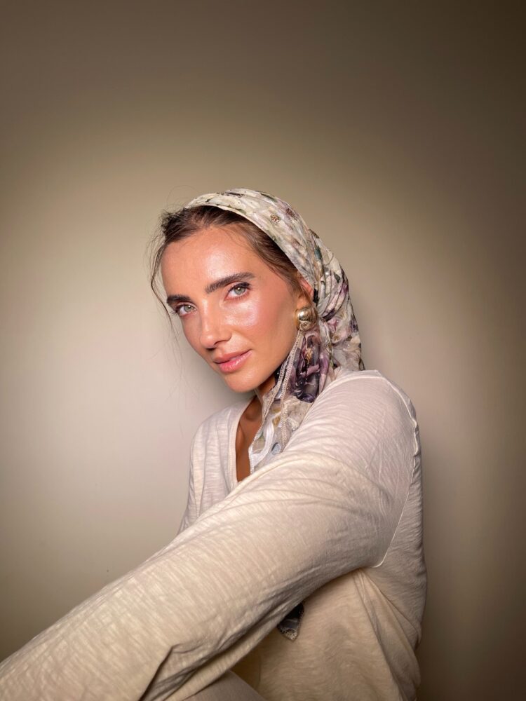 מטפחת מרובעת - YULI