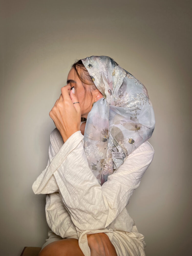 ⁦מטפחת מרובעת - MIKA⁩ – תמונה ⁦2⁩