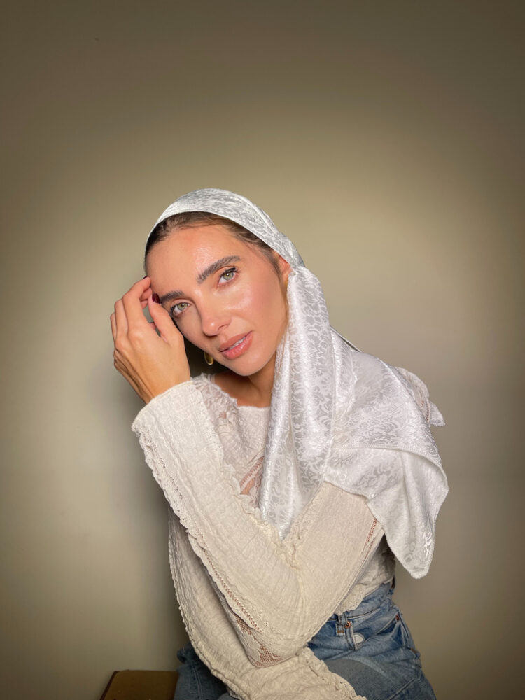 ⁦מטפחת מרובעת - LONA⁩ – תמונה ⁦2⁩