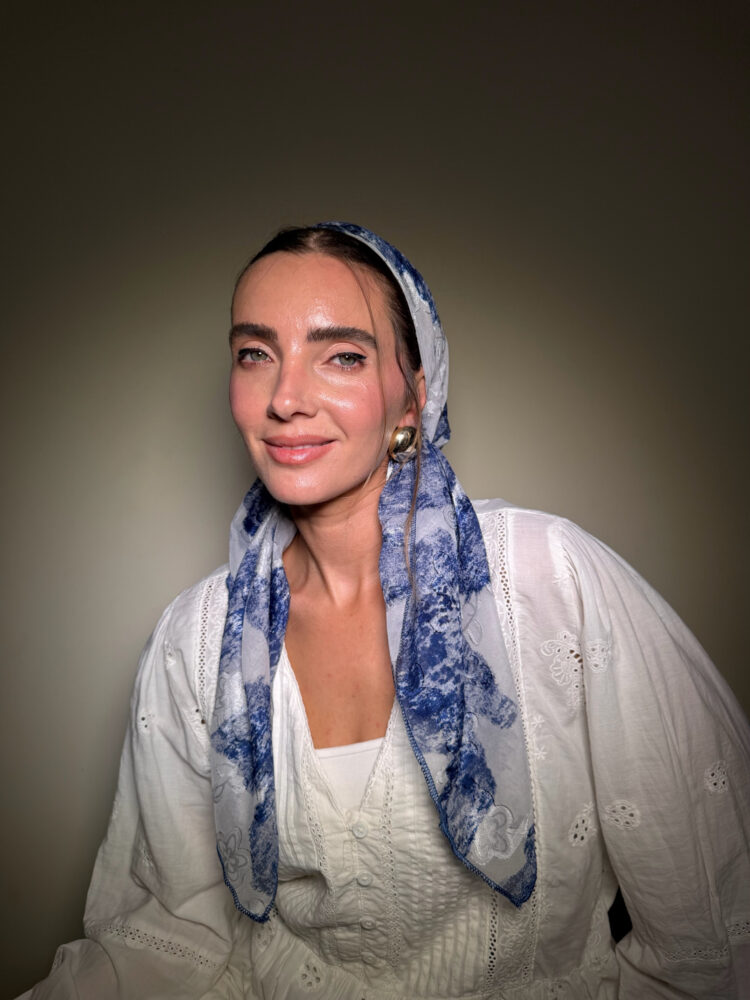 ⁦מטפחת מרובעת-ליה⁩ – תמונה ⁦2⁩