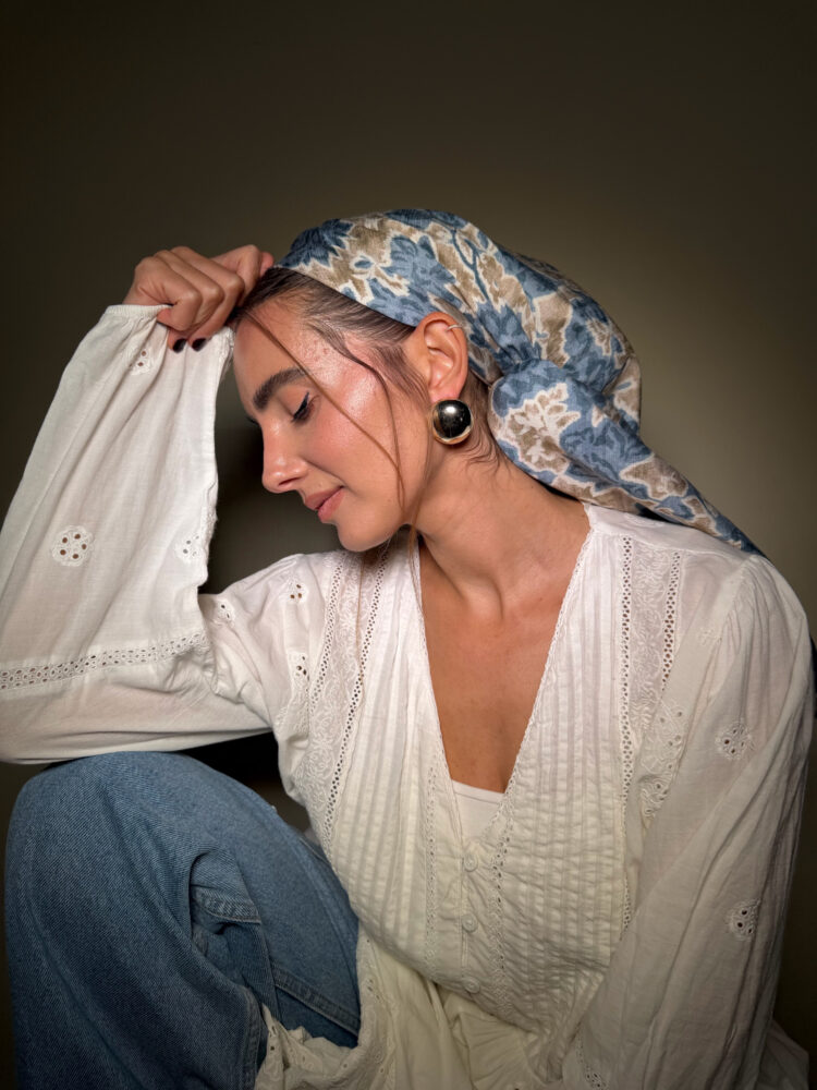 ⁦מטפחת מרובעת-נופר⁩ – תמונה ⁦2⁩