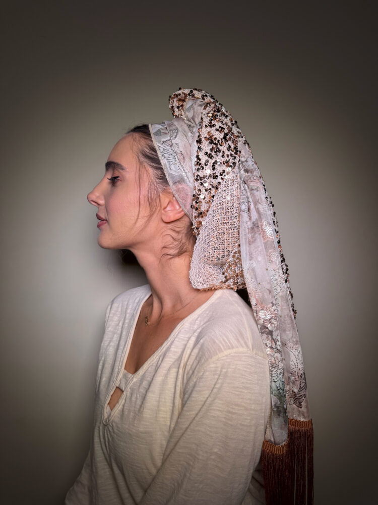 ⁦מטפחת מרובעת-הילה⁩ – תמונה ⁦2⁩
