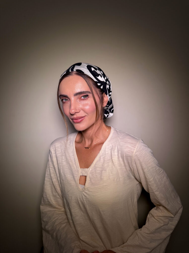 ⁦מטפחת מרובעת-קטי⁩ – תמונה ⁦3⁩