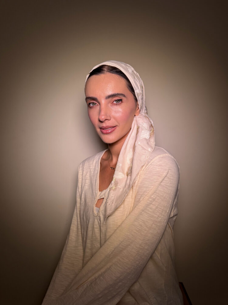 ⁦מטפחת מרובעת-שירלי⁩ – תמונה ⁦2⁩