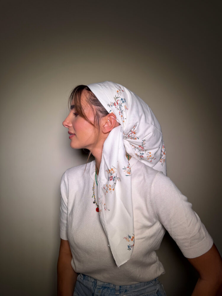 ⁦מטפחת מרובעת -נעמי⁩ – תמונה ⁦3⁩