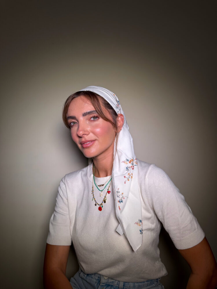 ⁦מטפחת מרובעת -נעמי⁩ – תמונה ⁦2⁩