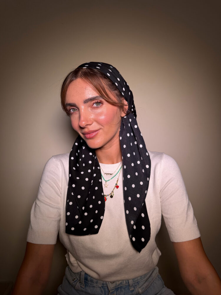 ⁦מטפחת מרובעת -ליאן⁩ – תמונה ⁦2⁩