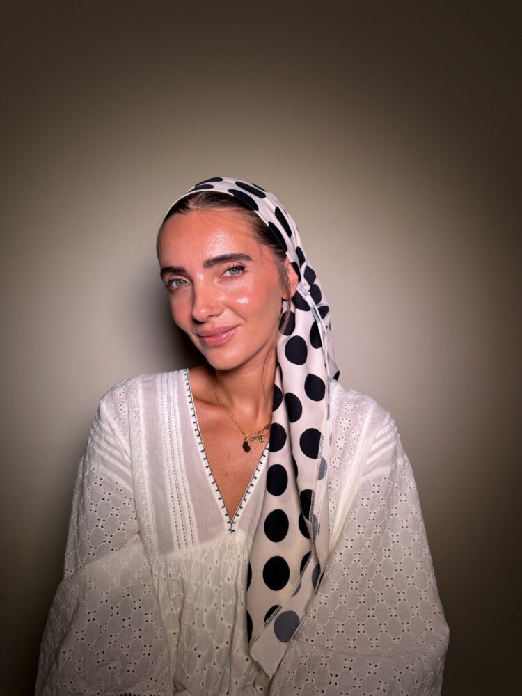 מטפחת מרובעת -ליזה