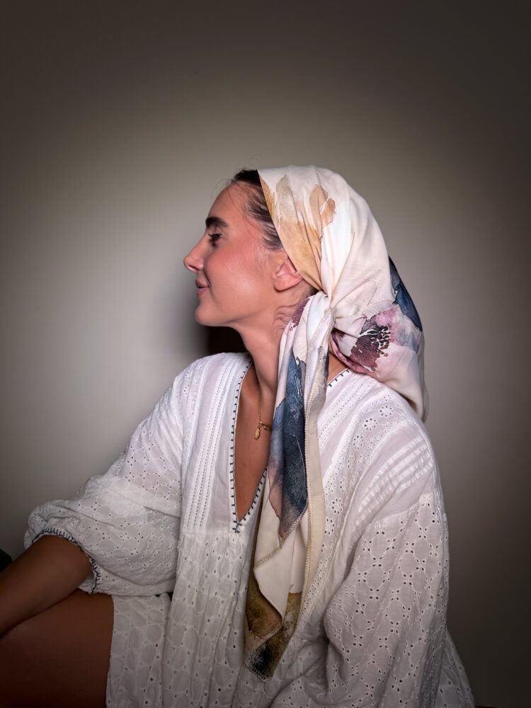 ⁦מטפחת מרובעת -רומיה⁩ – תמונה ⁦2⁩