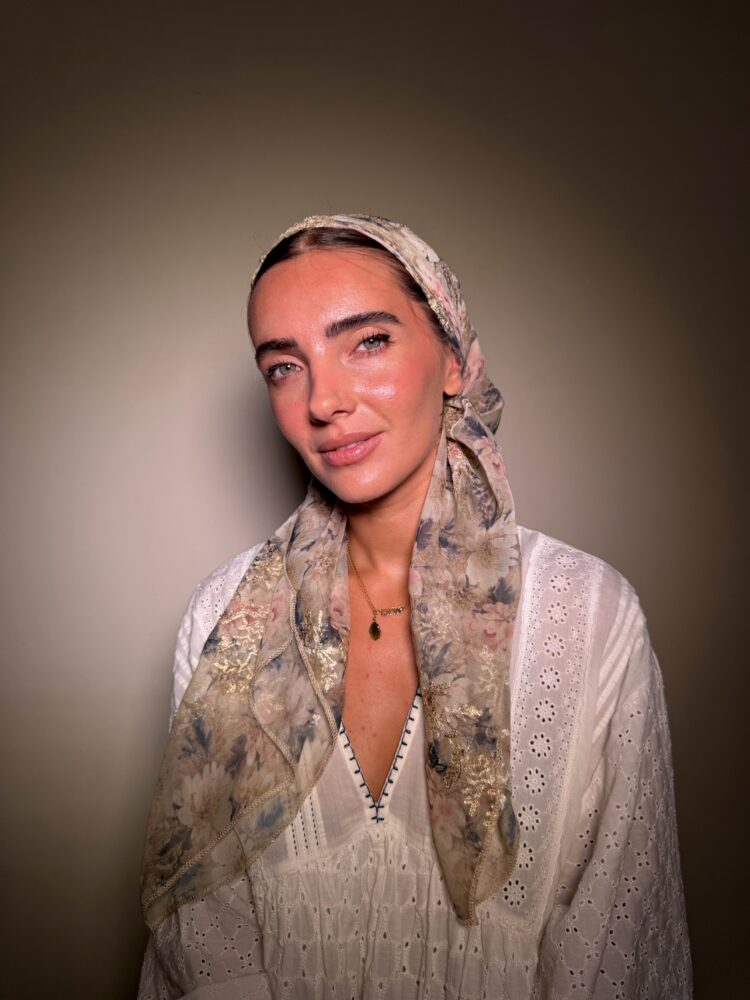 ⁦מטפחת מרובעת -קטרין⁩ – תמונה ⁦2⁩