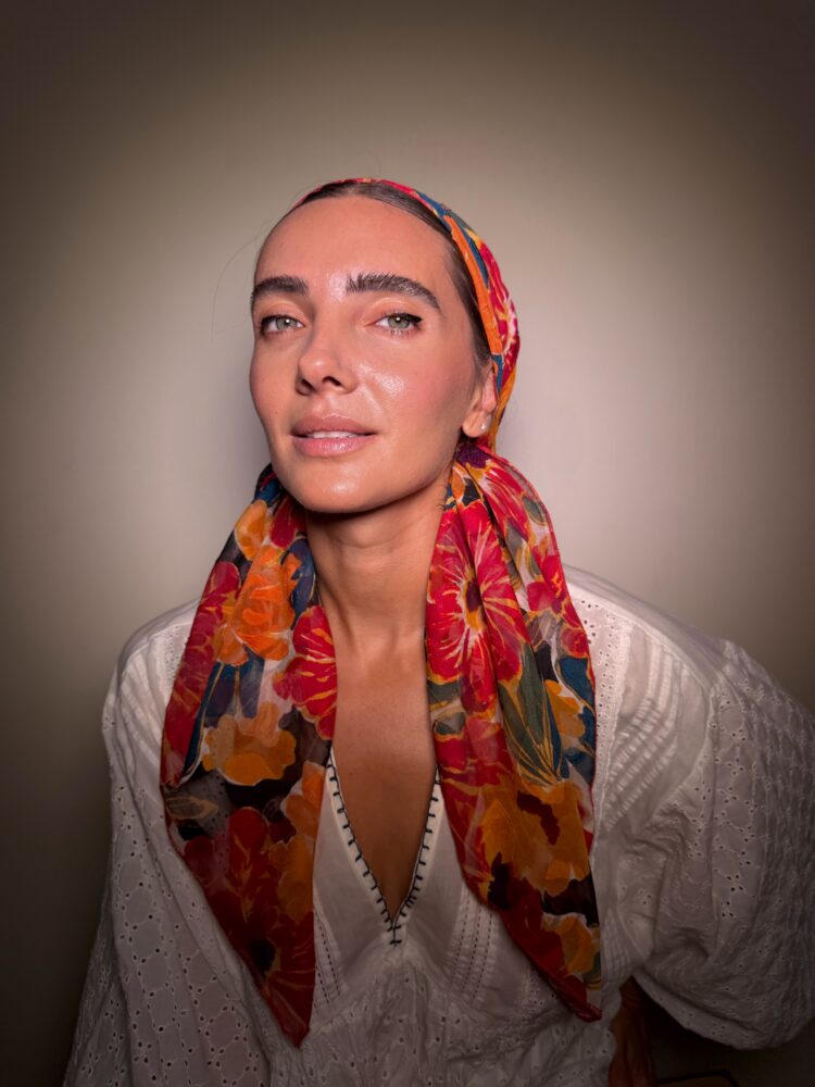 ⁦מטפחת מרובעת -אליה⁩ – תמונה ⁦2⁩