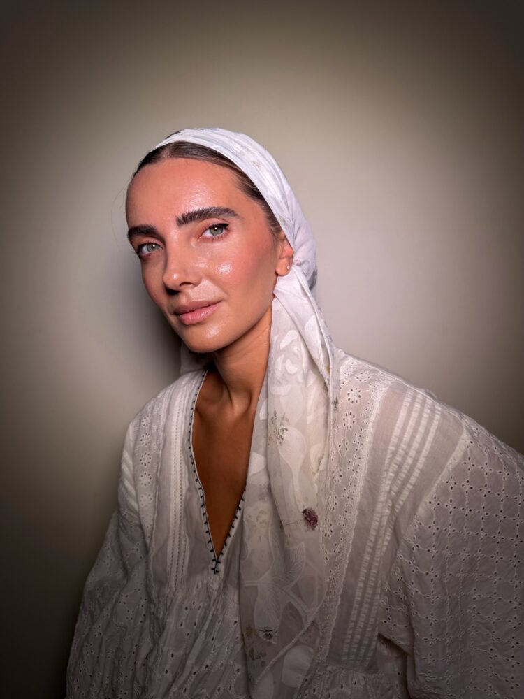 ⁦מטפחת מרובעת -נינה⁩ – תמונה ⁦2⁩