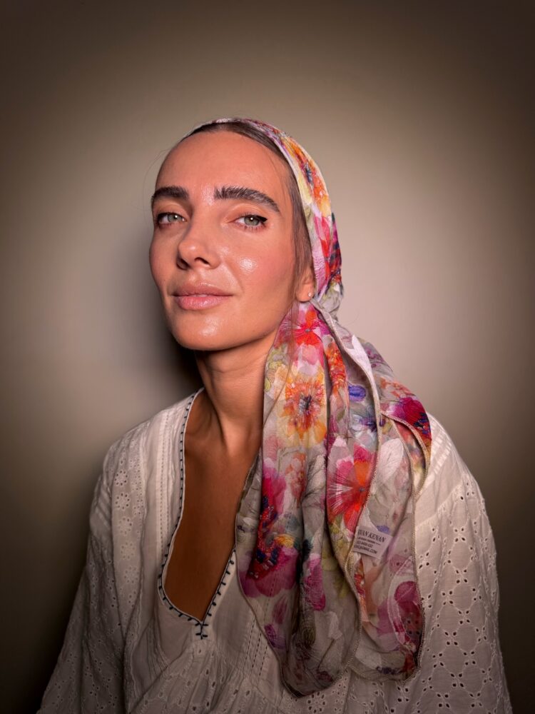 ⁦מטפחת מרובעת -אימה⁩ – תמונה ⁦2⁩