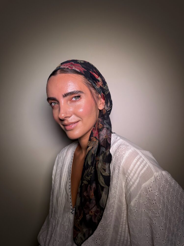 ⁦מטפחת מרובעת -מירי⁩ – תמונה ⁦2⁩